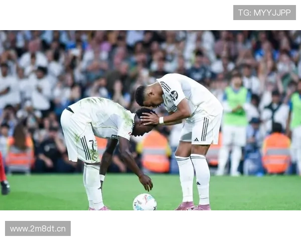 卡马文加回归吕迪格卡雷拉斯备战