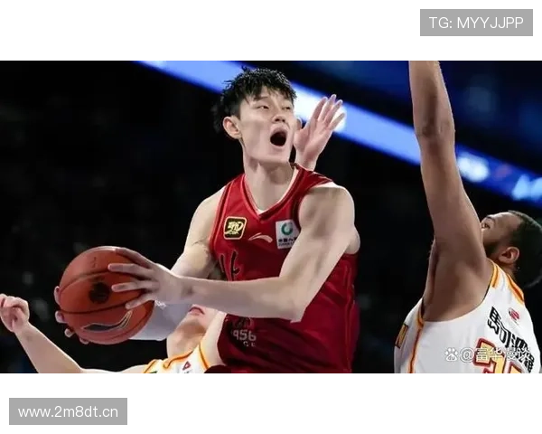 北京男篮曾凡博雷蒙伤情严峻 恢复无期 北京男篮曾凡博雷蒙伤情严峻 恢复无期